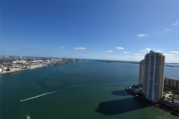 335 S Biscayne Blvd #4112 Miami, FL 33131