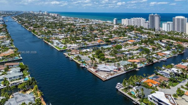 37 Fort Royal Is Fort Lauderdale, FL 33308