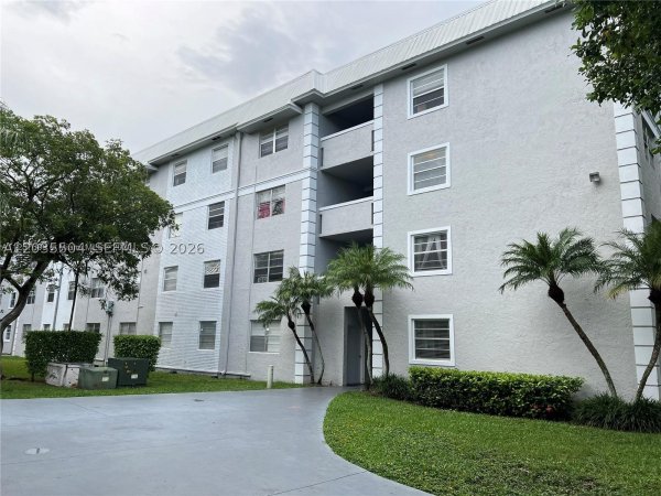 17255 SW 95th Ave #249 Palmetto Bay, FL 33157