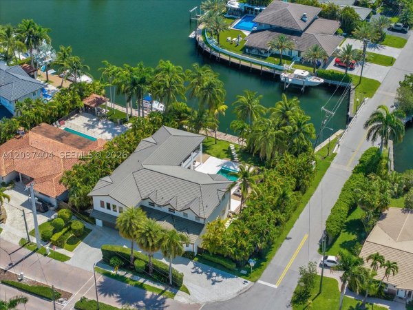 431 Layne Blvd Hallandale Beach, FL 33009