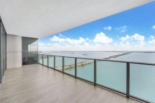 3131 NE 7th Ave #4404 Miami, FL 33137