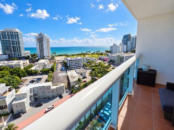 6770 Indian Crk Dr #14C Miami Beach, FL 33141