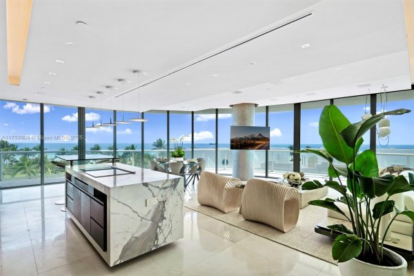 100 S Pointe Dr #606 Miami Beach, FL 33139 100 S Pointe Dr #606 Miami Beach, FL 33139