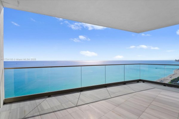 17901 Collins Ave #3004 Sunny Isles Beach, FL 33160