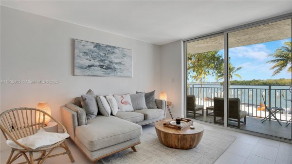 750 NE 64th St #B204 Miami, FL 33138