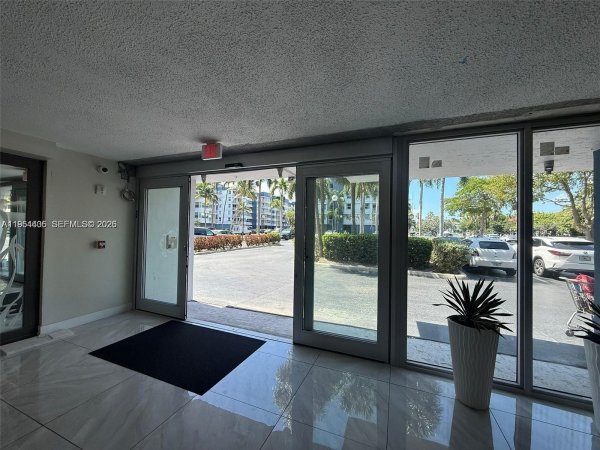 16546 NE 26th Ave #4J North Miami Beach, FL 33160