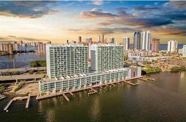 400 Sunny Isles Blvd #1404 Sunny Isles Beach, FL 33160