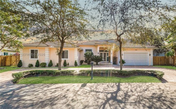 9424 SW 123rd Ter Miami, FL 33176