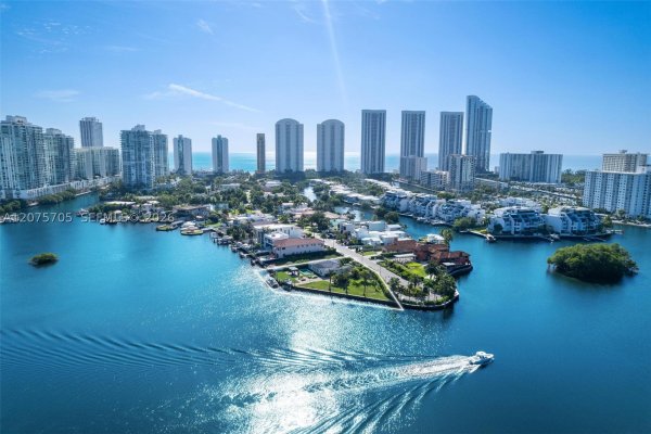 333 Atlantic Ave Sunny Isles Beach, FL 33160