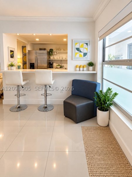 240 Collins Ave #2C Miami Beach, FL 33139