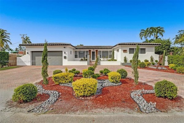 3101 NE 164th North Miami Beach, FL 33160