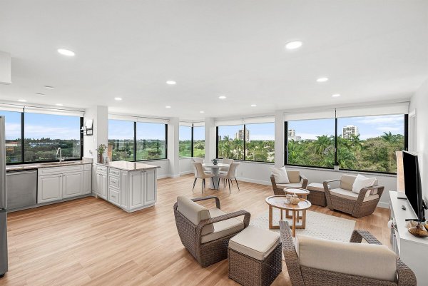 1500 Presidential Way #703 West Palm Beach, FL 33401