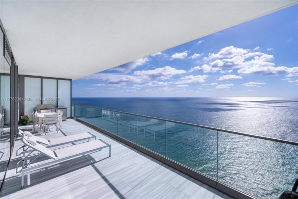 18975 E Collins Ave #3802 Sunny Isles Beach, FL 33160