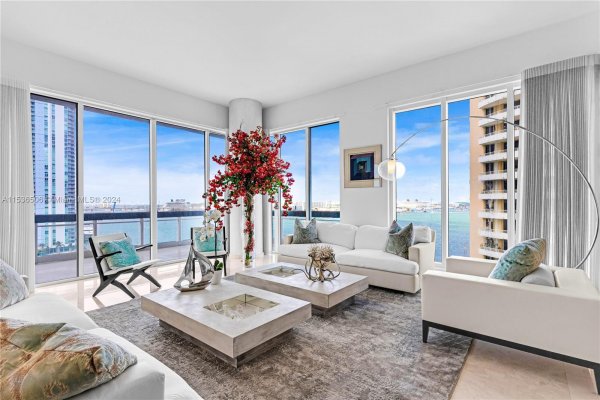 900 Brickell Key Blvd #1002 Miami, FL 33131