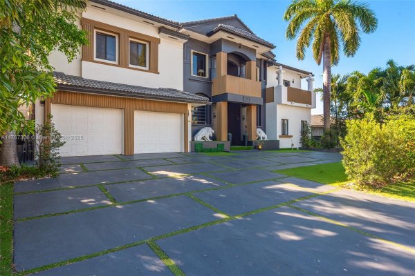 3400 NE 164th St North Miami Beach, FL 33160