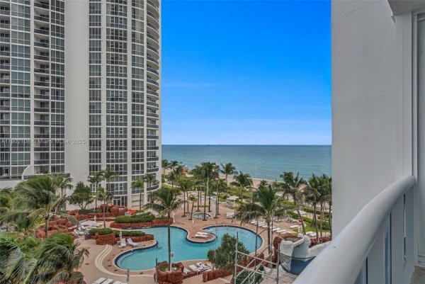 18101 Collins Ave #708 Sunny Isles Beach, FL 33160