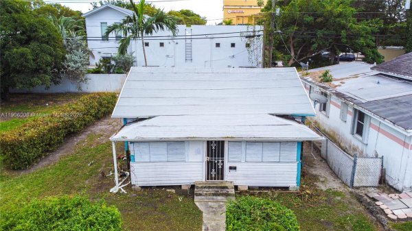 134 Florida Ave Coral Gables, FL 33133