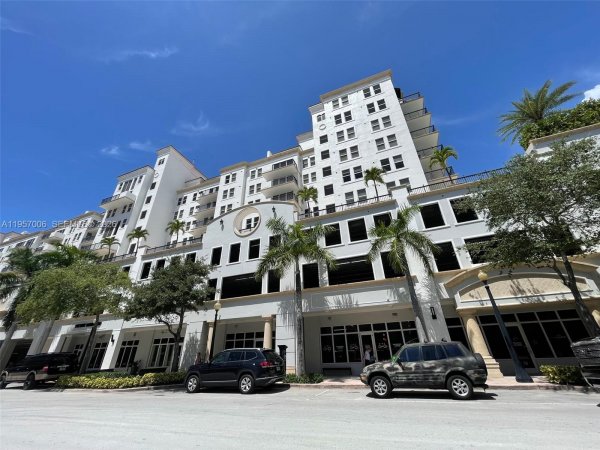 4100 Salzedo St #505 Coral Gables, FL 33146