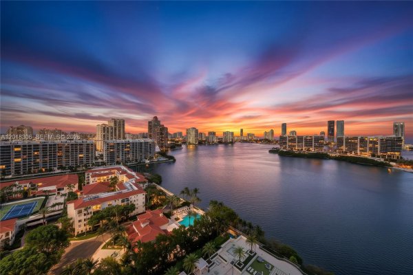 3301 NE 183rd St #2007 Aventura, FL 33160