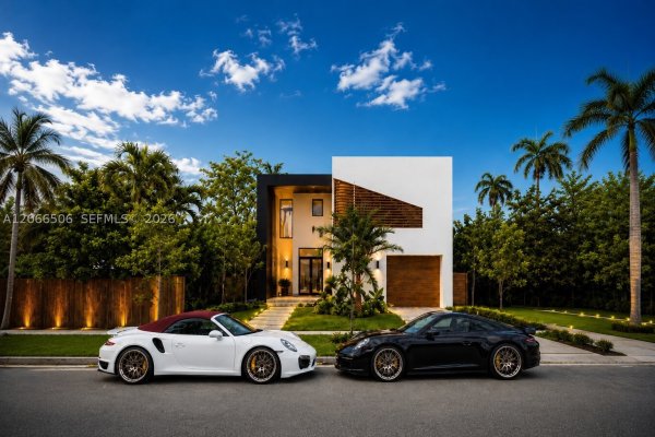 35 SW 22nd Rd Miami, FL 33129