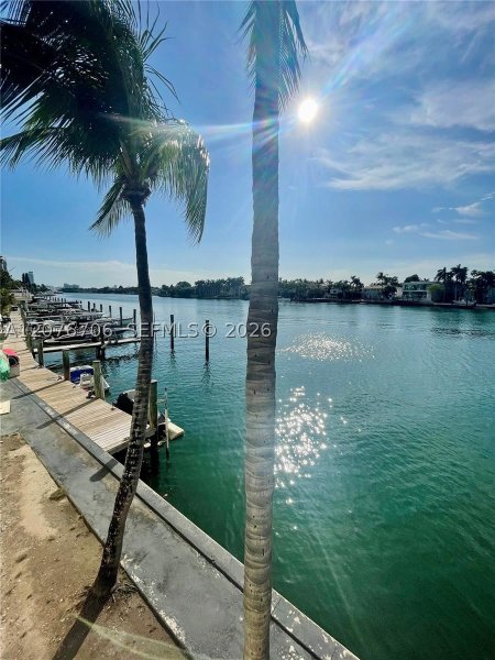5600 Collins Ave #16P Miami Beach, FL 33140