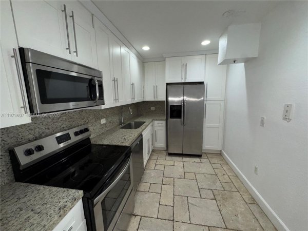 20505 E Country Clb Dr #135 Aventura, FL 33180