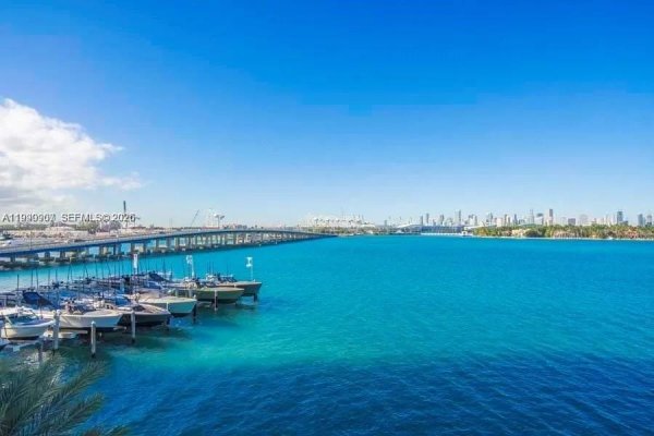 540 West Ave #1013 Miami Beach, FL 33139