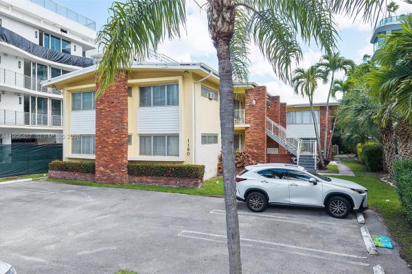 1160 100th St Bay Harbor Islands, FL 33154