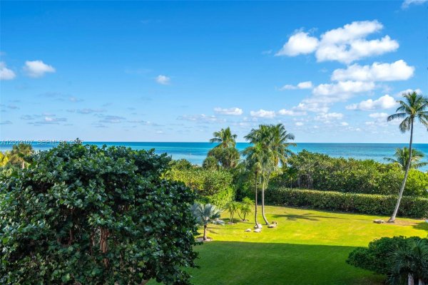 200 Ocean Ln Dr #407 Key Biscayne, FL 33149