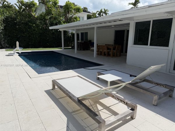 665 Allendale Rd Key Biscayne, FL 33149