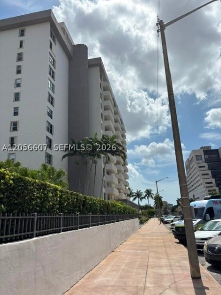 625 Biltmore Way #1201 Coral Gables, FL 33134