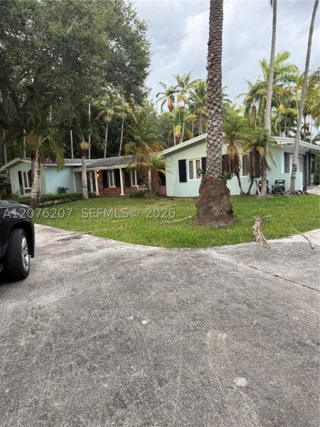 12121 SW 60th Ct Pinecrest, FL 33156