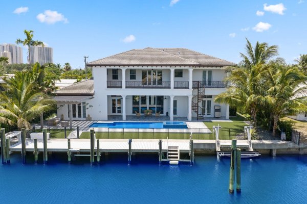 1200 Bimini Singer Island, FL 33404