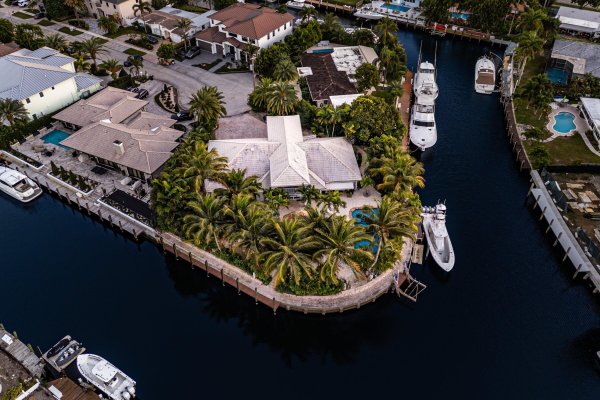 2311 NE 47th Lighthouse Point, FL 33064