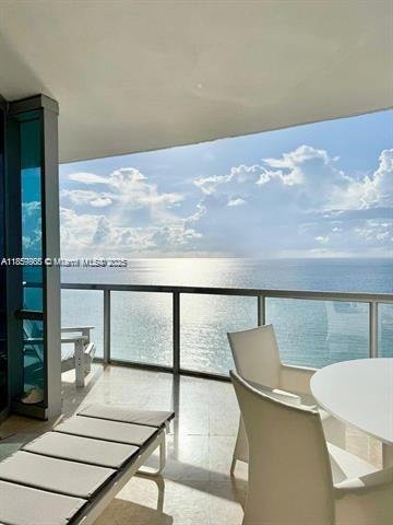 17121 Collins Ave #2505 Sunny Isles Beach, FL 33160