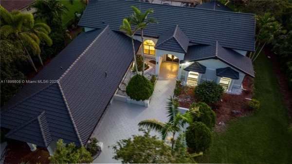 1361 NW 116th Ave Plantation, FL 33323