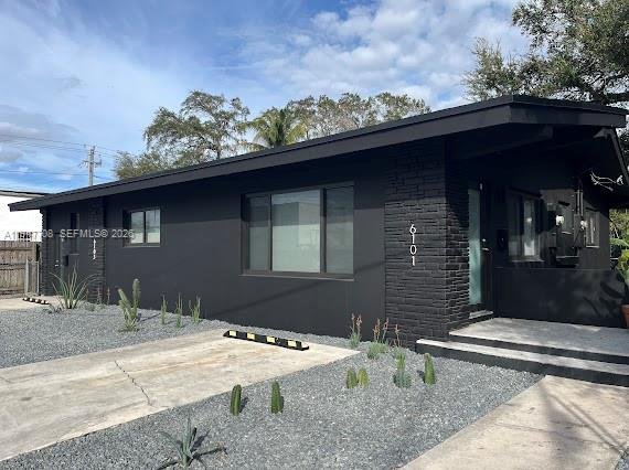 6101 NE Miami Ct #2 Miami, FL 33137