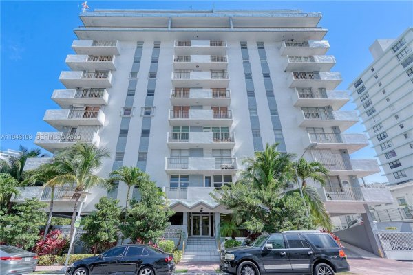 Undisclosed Address Miami Beach, FL 33139