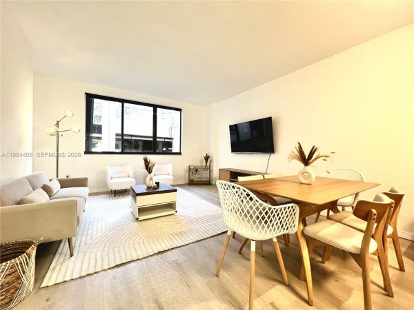 540 Brickell Key Dr #202 Miami, FL 33131