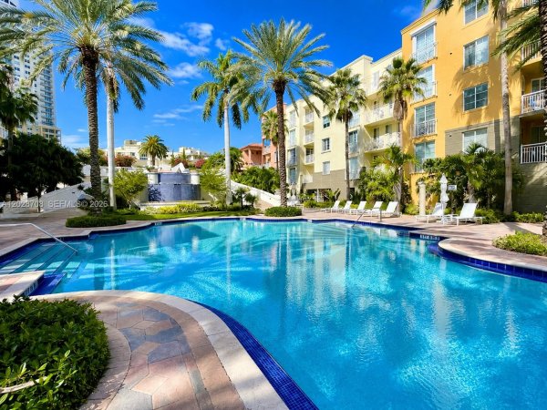 145 Jefferson Ave #415 Miami Beach, FL 33139