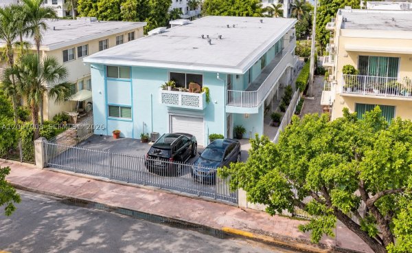 Undisclosed Address Miami Beach, FL 33139