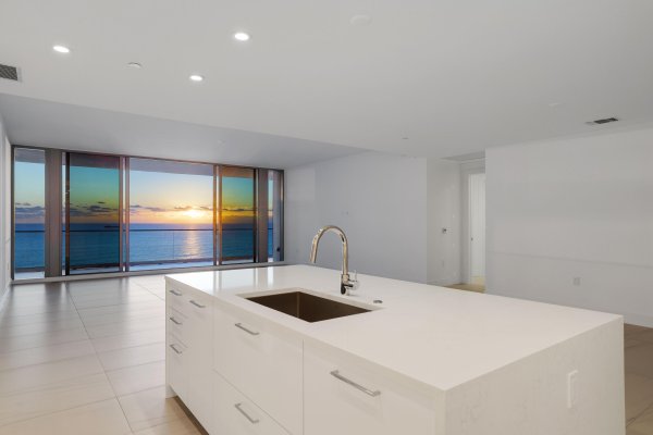 153 N Seabreeze #1001 Fort Lauderdale, FL 33304