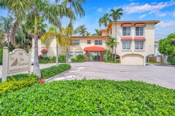 341 N Birch Rd #204 Fort Lauderdale, FL 33304