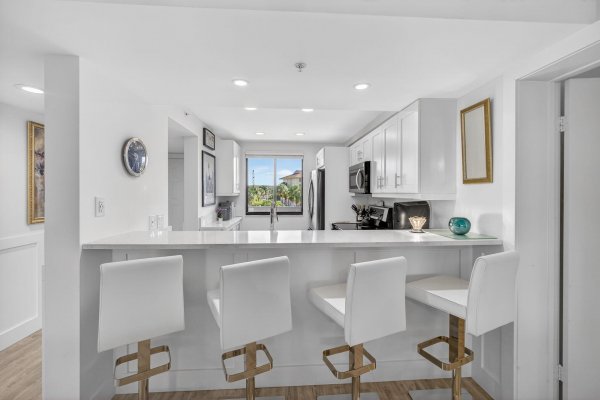 1901 Marina Isle #304 Jupiter, FL 33477