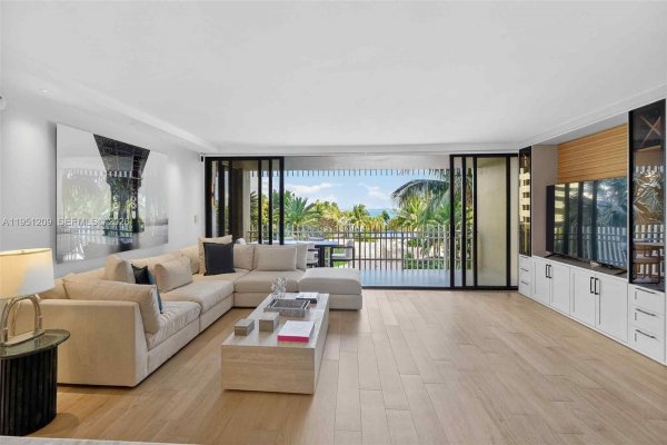 1 Grove Isle Dr #A303 Miami, FL 33133