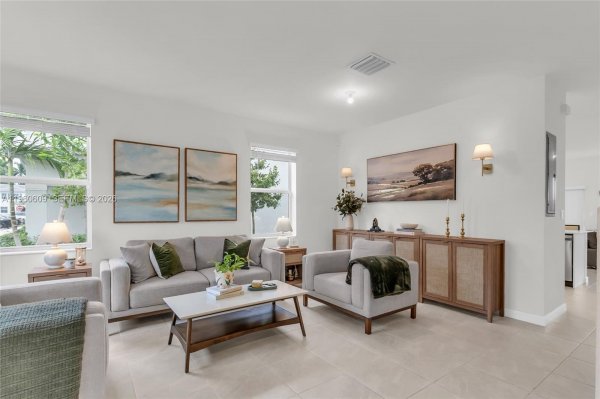 16264 SW 292nd St Homestead, FL 33033