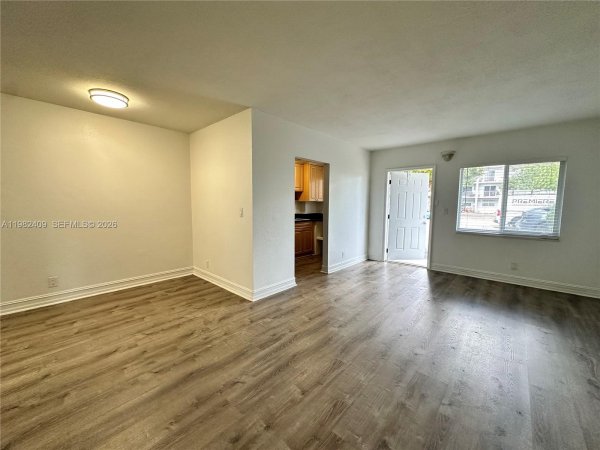 1400 NE 56th St #109 Fort Lauderdale, FL 33334