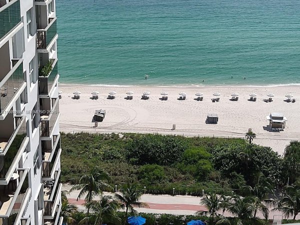6039 Collins Ave #1710 Miami Beach, FL 33140