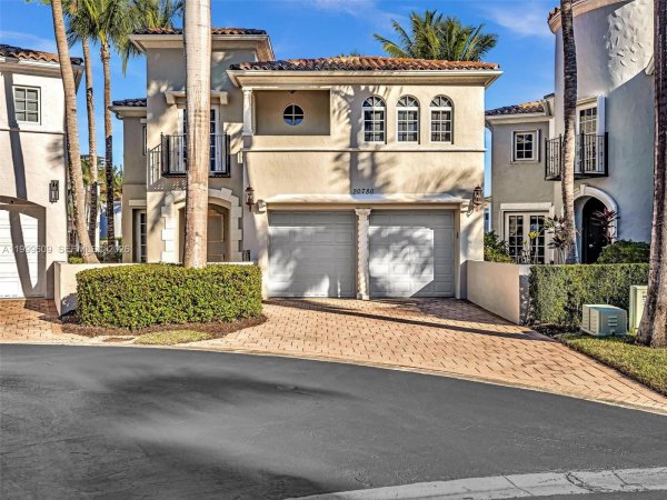 20780 NE 32nd Ave Aventura, FL 33180