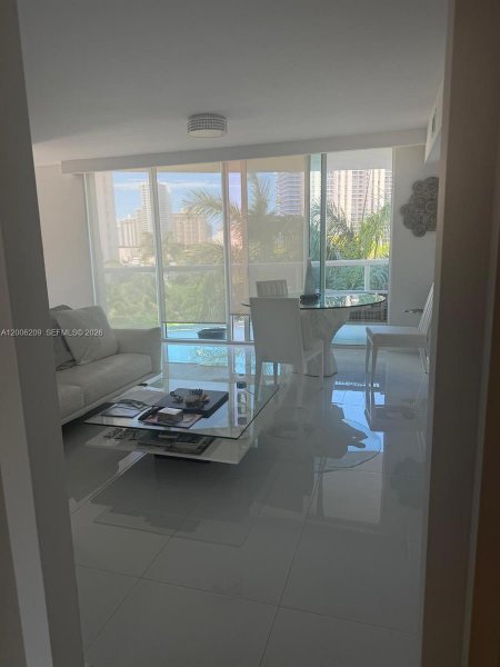 19400 Turnberry Way #331 Aventura, FL 33180